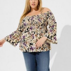 NWT TORRID Cold Shoulder Top